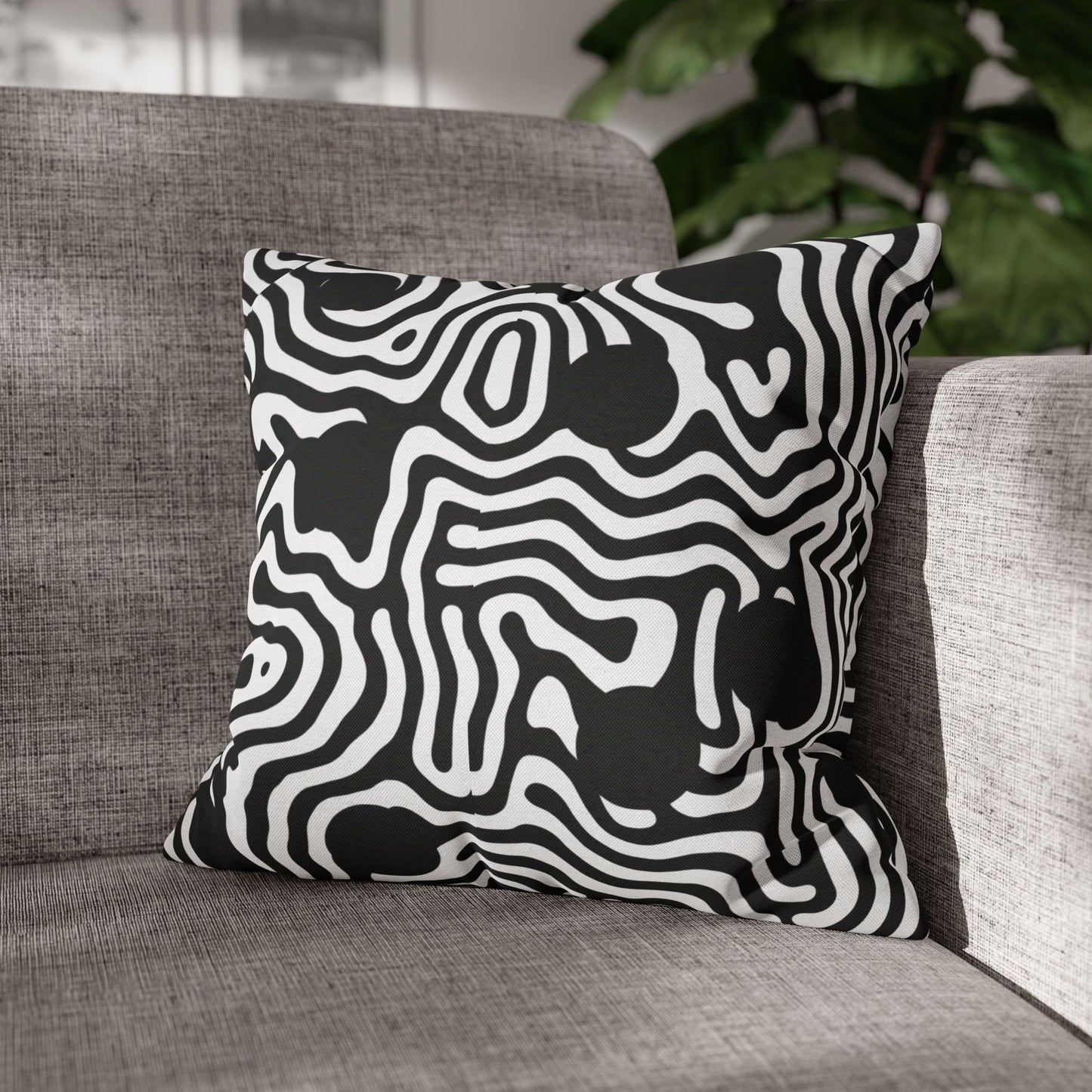 Abstract Black & White Swirl Pillowcase — Modern Geometric Throw Pillow Cover